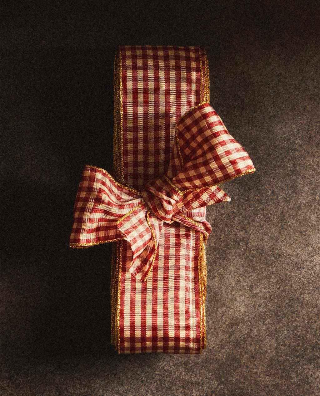 CHECK CHRISTMAS WRAPPING RIBBON