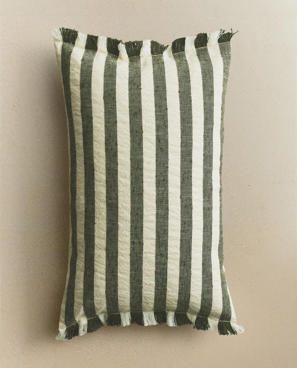 STRIPED CUSHION COVER STRIPED CUSHION COVER