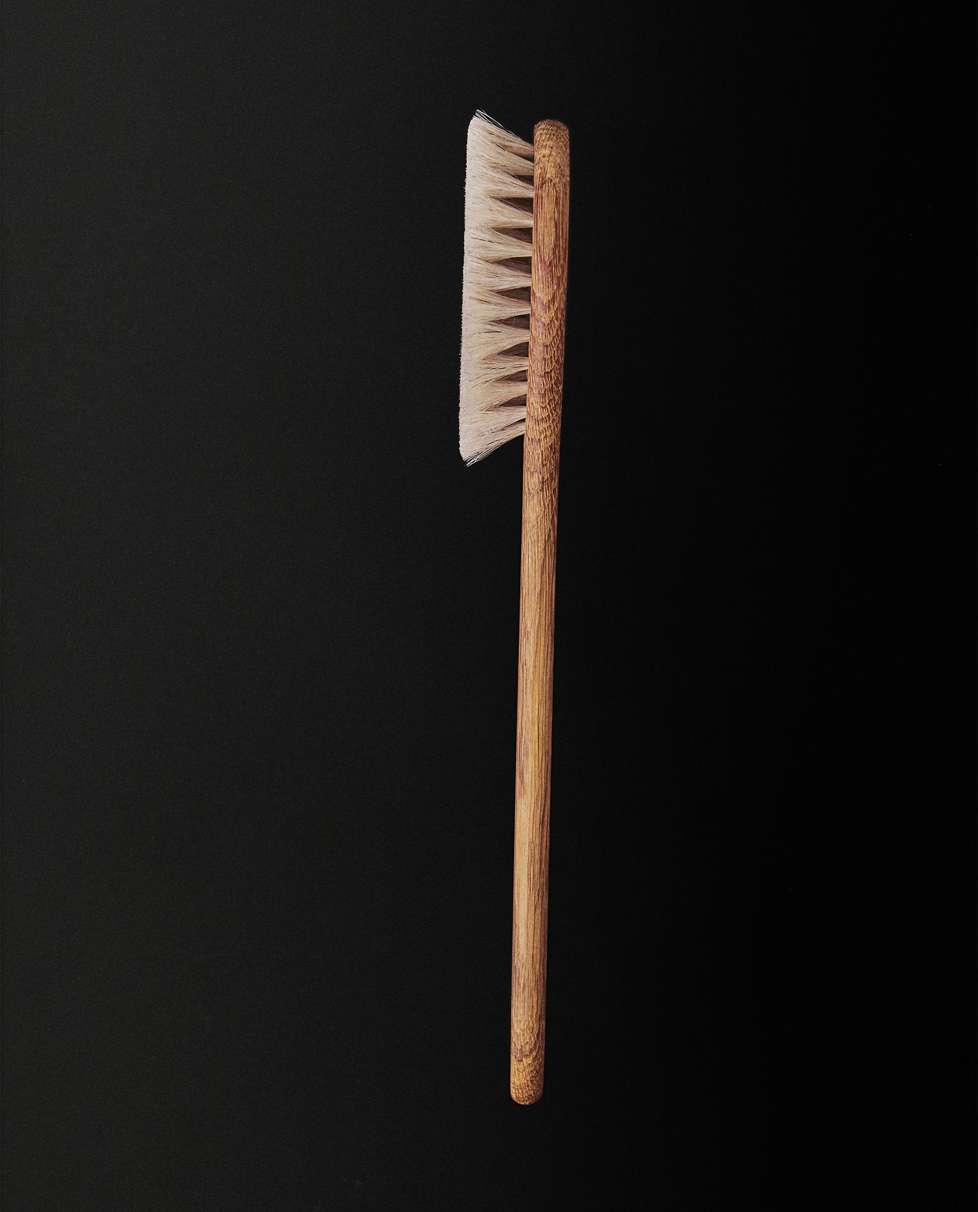 IRIS HANTVERK BODY BRUSH product thumbnail 3
