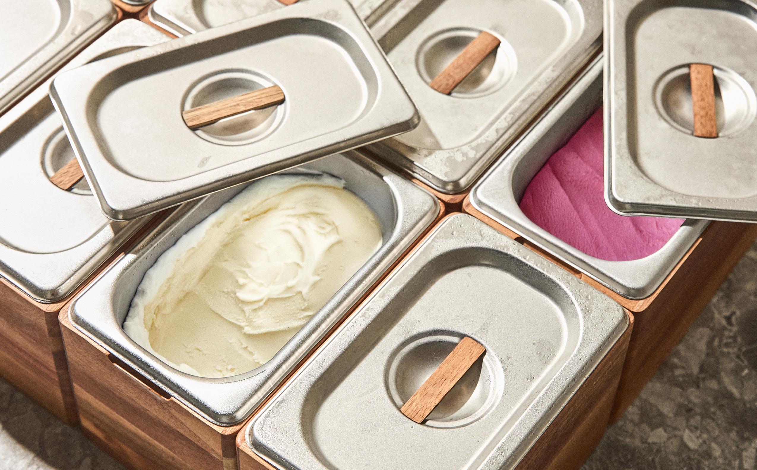 STEEL WOODEN ICE CREAM CONTAINER