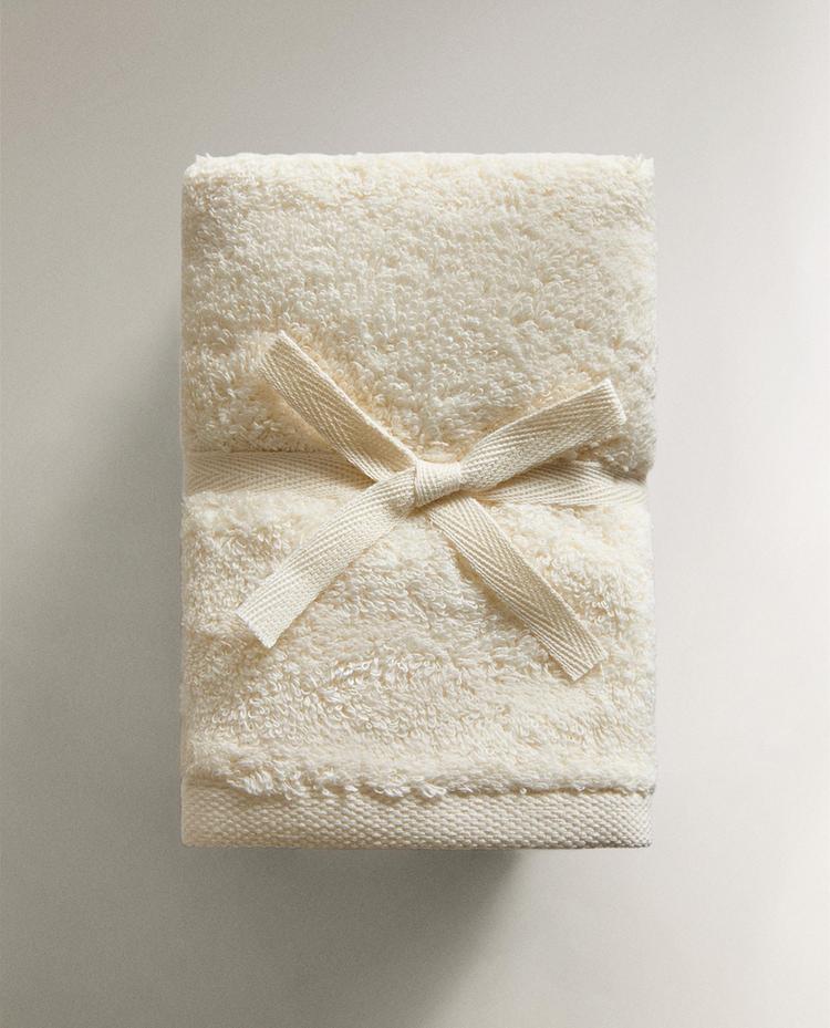 КЪРПИ ЗА РЪЦЕ ОТ ВИСОКОКАЧЕСТВЕН ПАМУК (КОМПЛЕКТ ОТ 3 БР.)