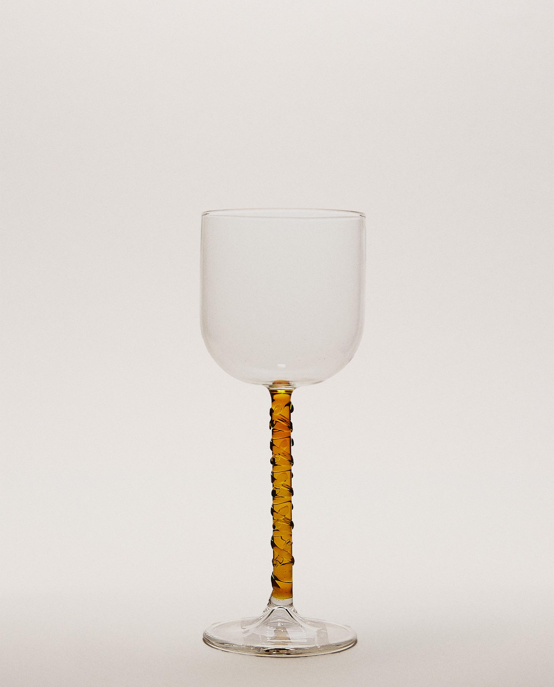 BOROSILICATE GLASS WITH COLOURED STEM BOROSILICATE GLASS WITH COLOURED STEM