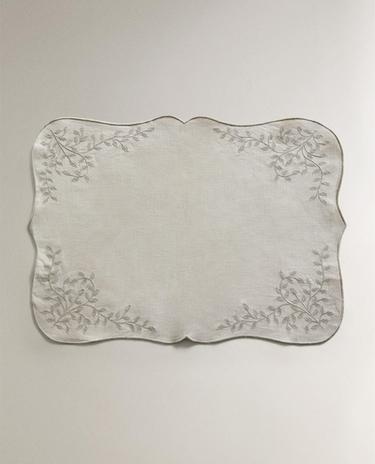 LINEN PLANT EMBROIDERY PLACEMAT
