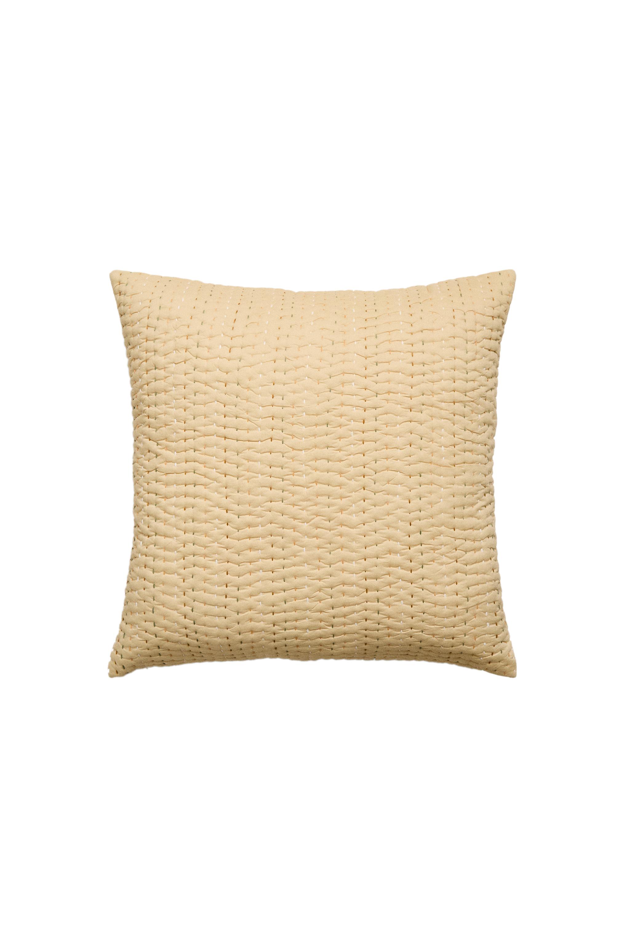 トップステッチ クッションカバー | Zara Home 日本/Japan