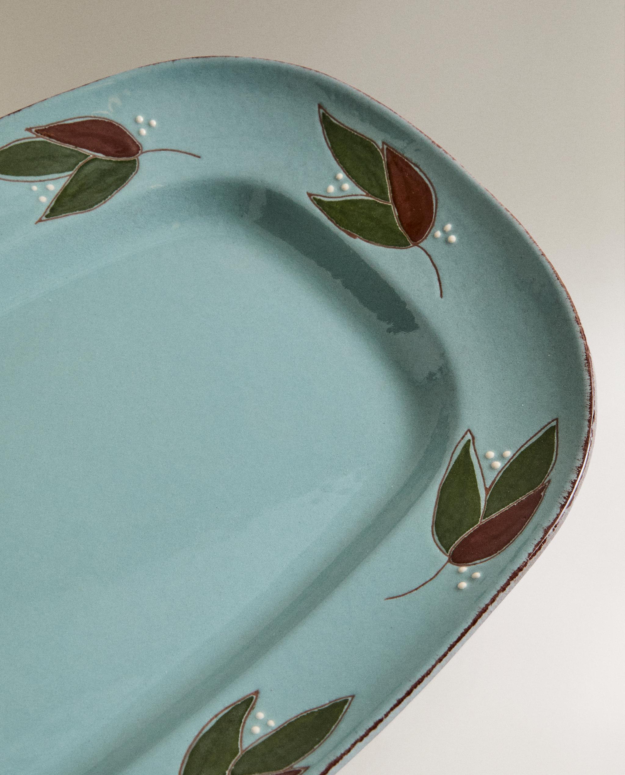 RECTANGULAR LEAF EARTHENWARE SERVING DISH product thumbnail 5