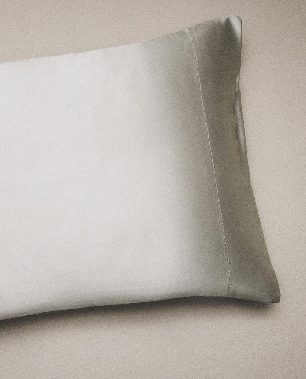MULBERRY SILK PILLOWCASE