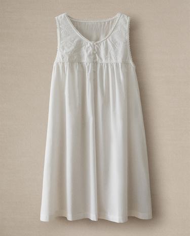 EMBROIDERED COTTON NIGHTDRESS