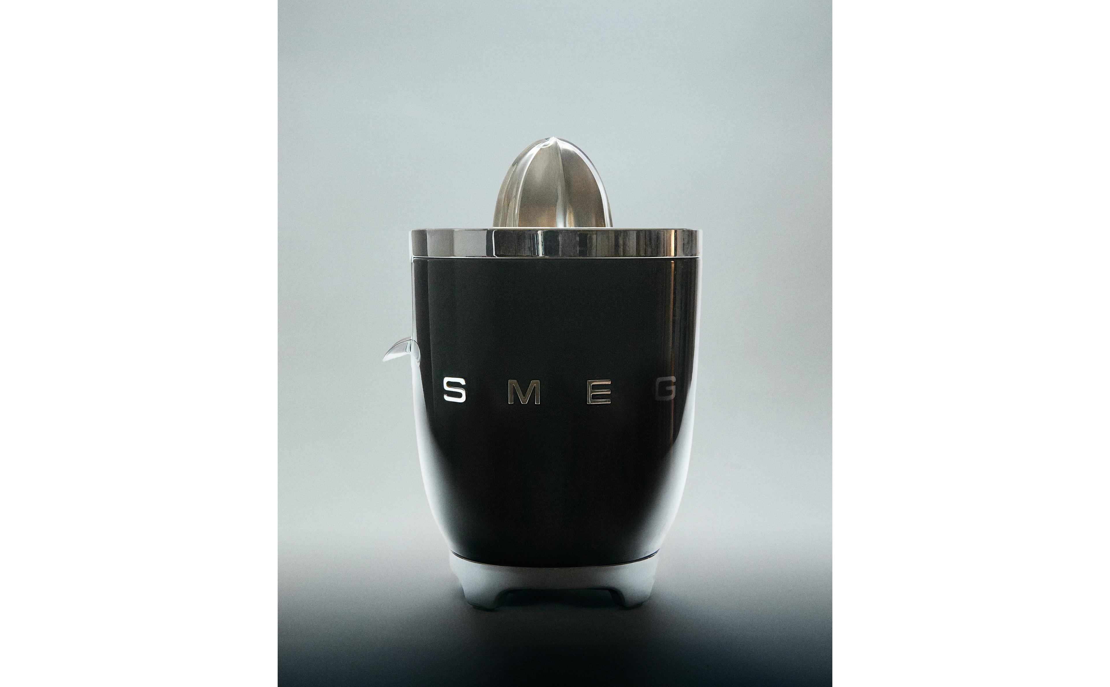 COCINA EXPRIMIDOR SMEG