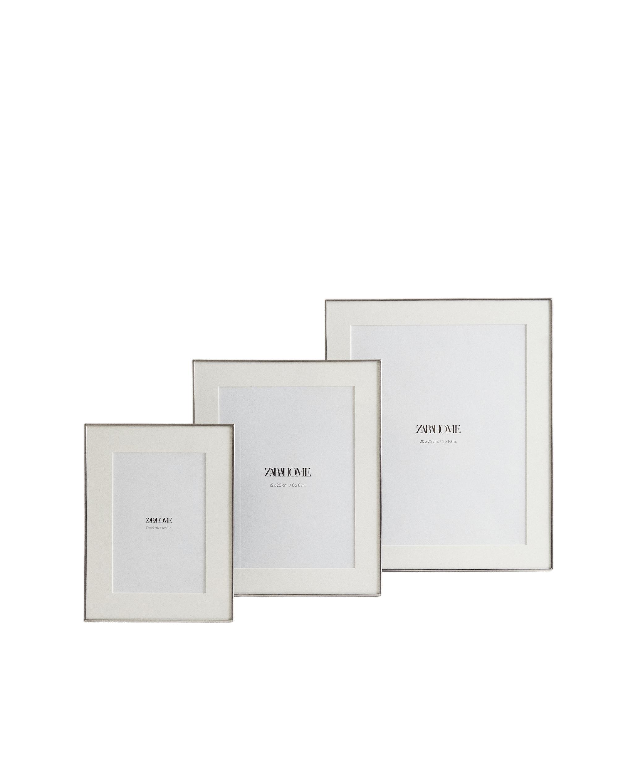 PHOTO FRAME WITH THIN SILVER BORDER product thumbnail 6