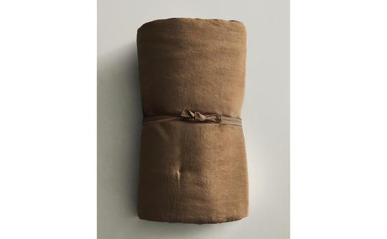 WASHED LINEN TOPPER