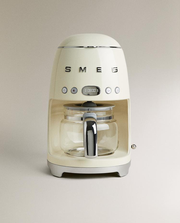 SMEG PROGRAMMABLE DRIP COFFEE MACHINE