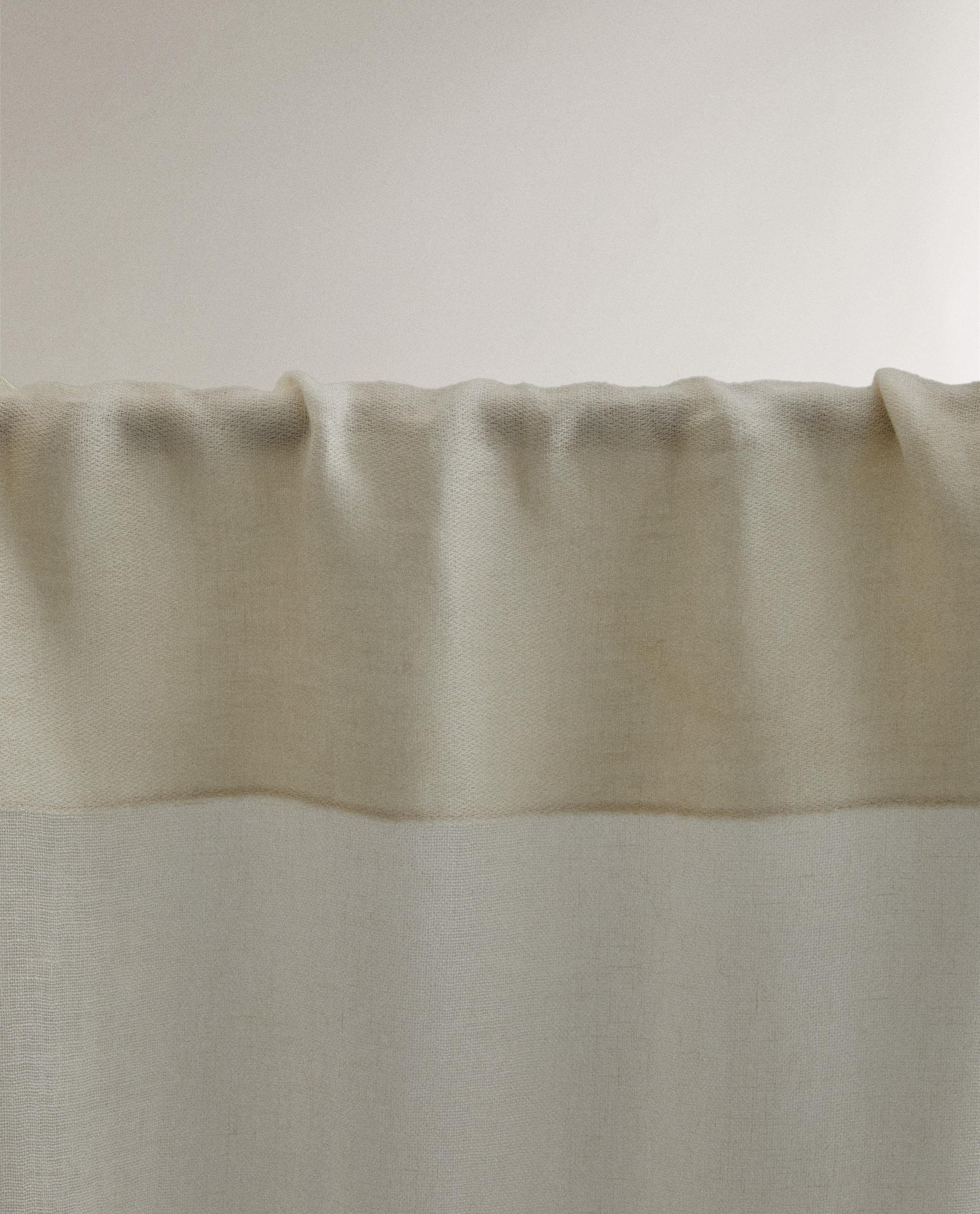 リネン カーテン 不透明度：低 | Zara Home 日本/Japan