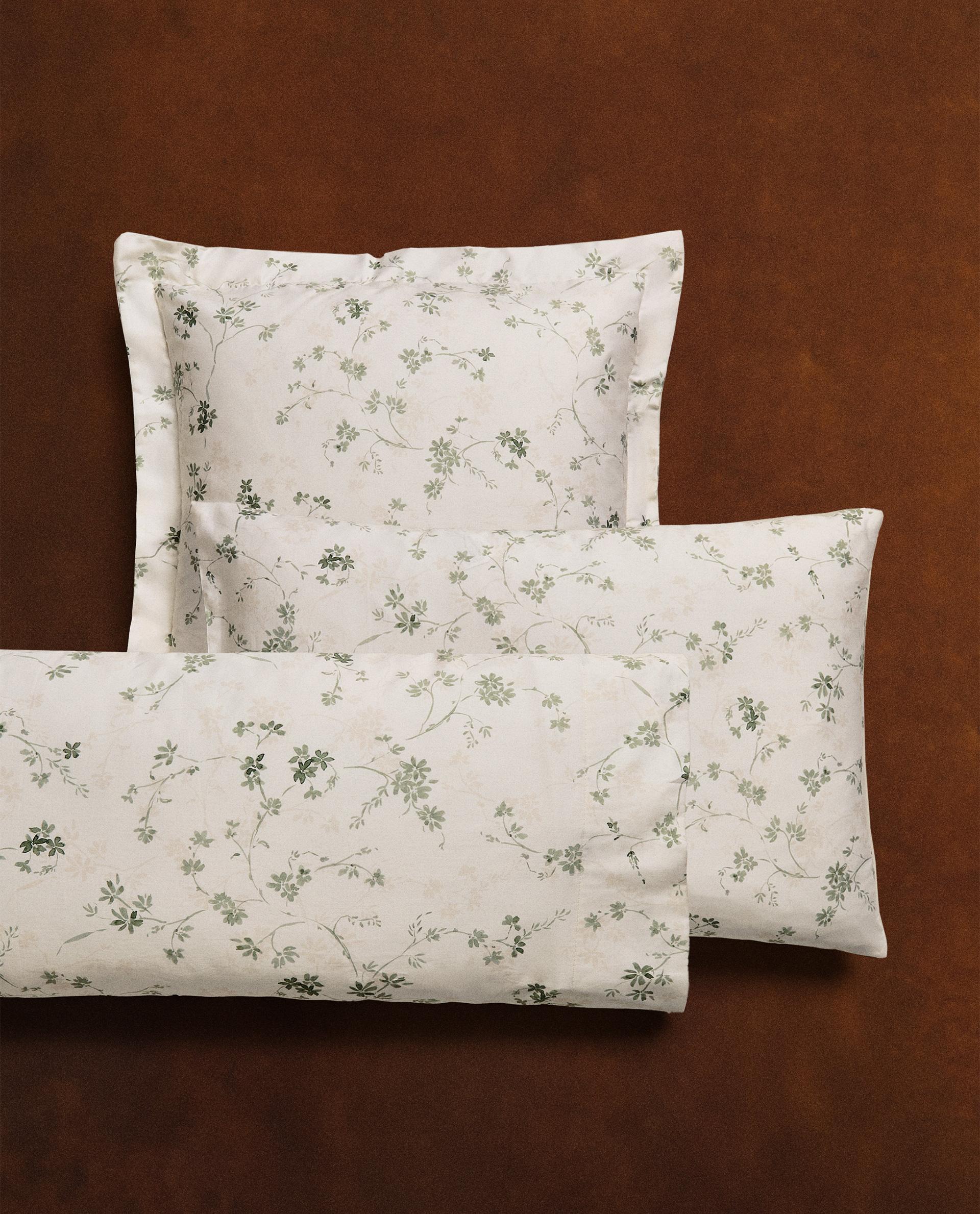 FLORAL PRINT PILLOWCASE