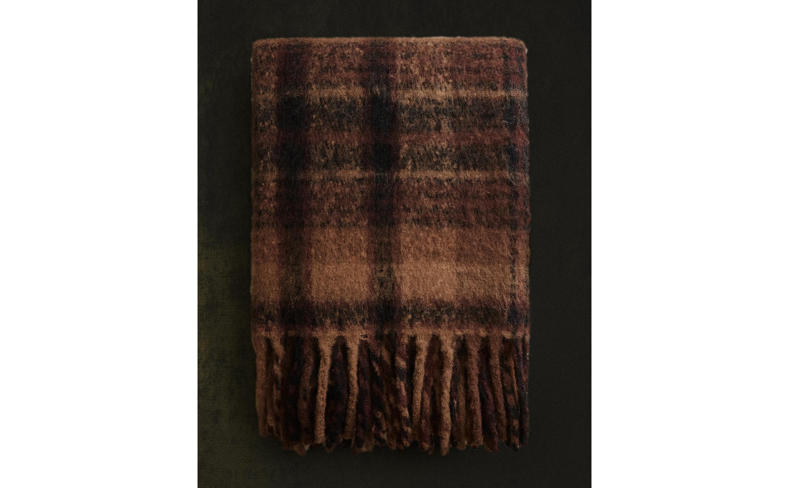 BRUSHED THROW product thumbnail 9