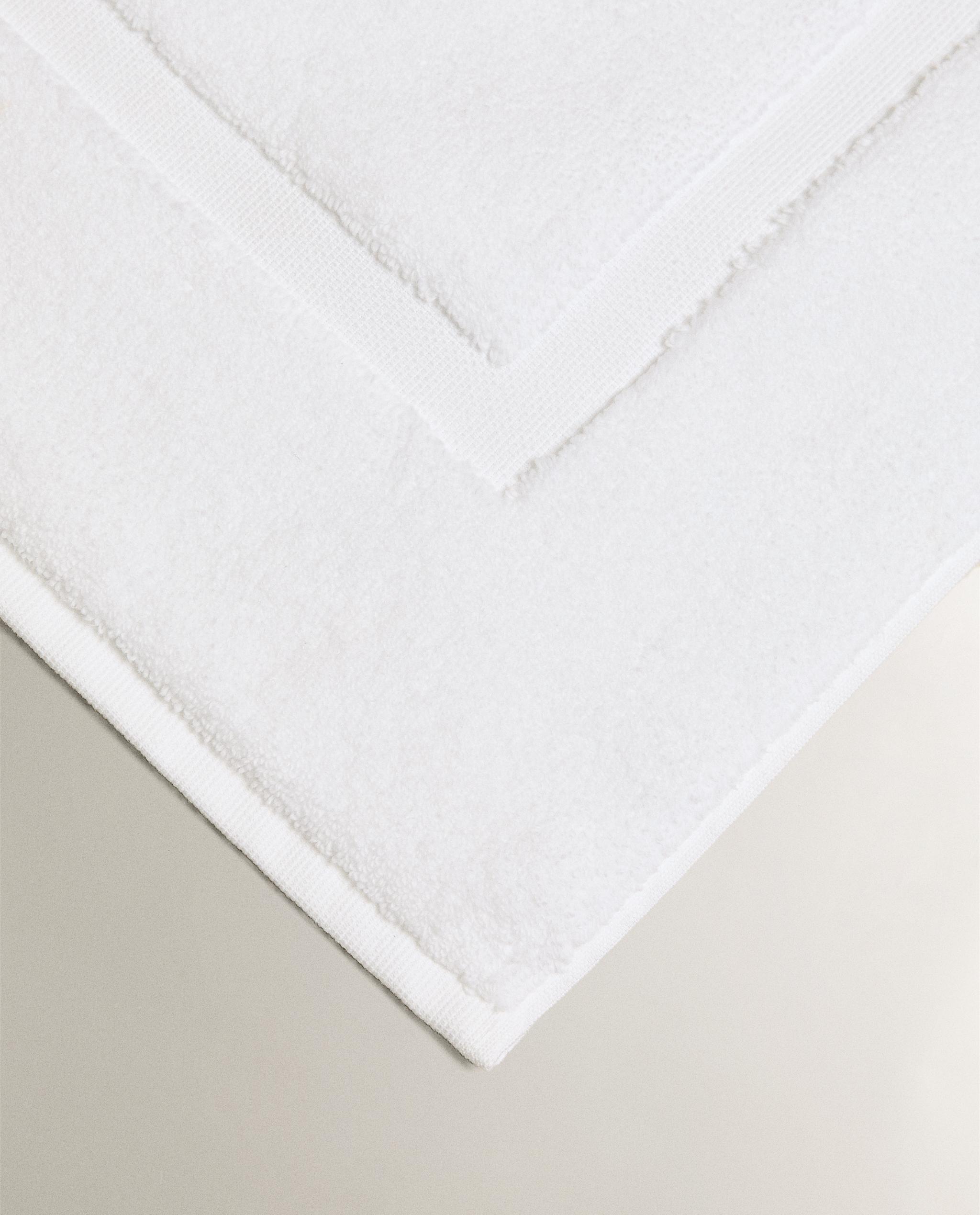 SOFT TERRY BATH MAT product thumbnail 4