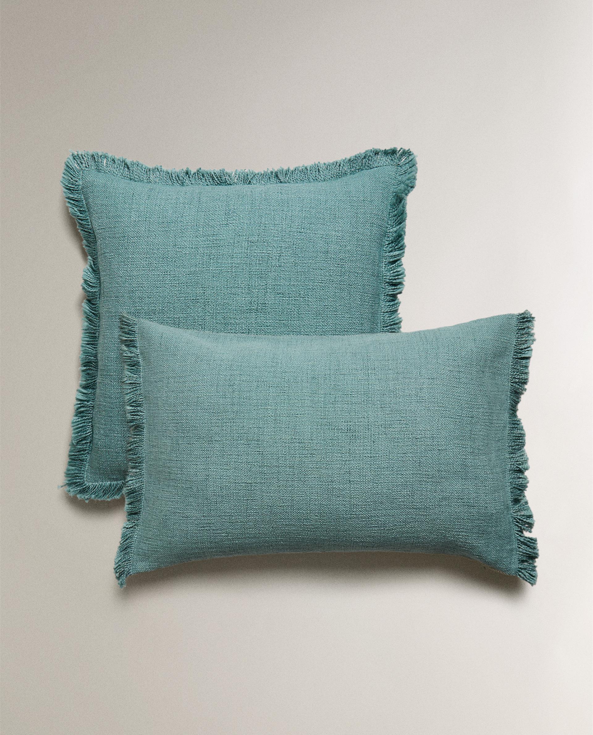 クッションカバー ZARAHOME  Cushion Cover ベッドルームにふさわしいクッションカバー | Zara Home 日本/Japan