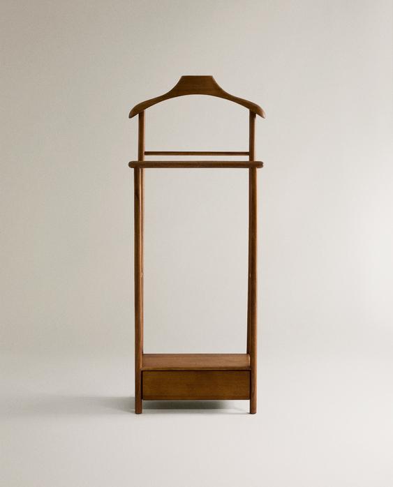 ACACIA WOOD VALET STAND ACACIA WOOD VALET STAND