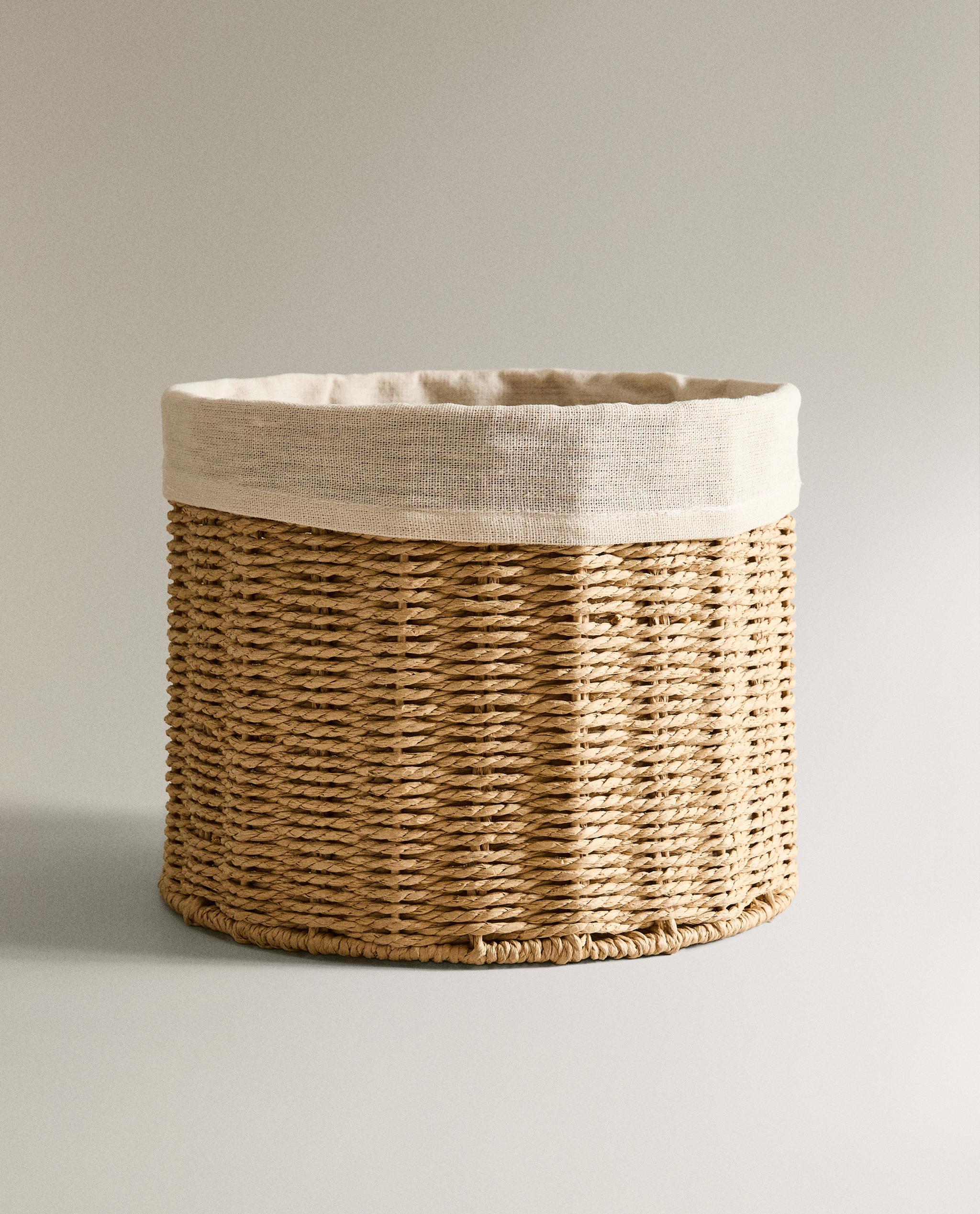 ROUND BASKET WITH COTTON LINING product thumbnail 4