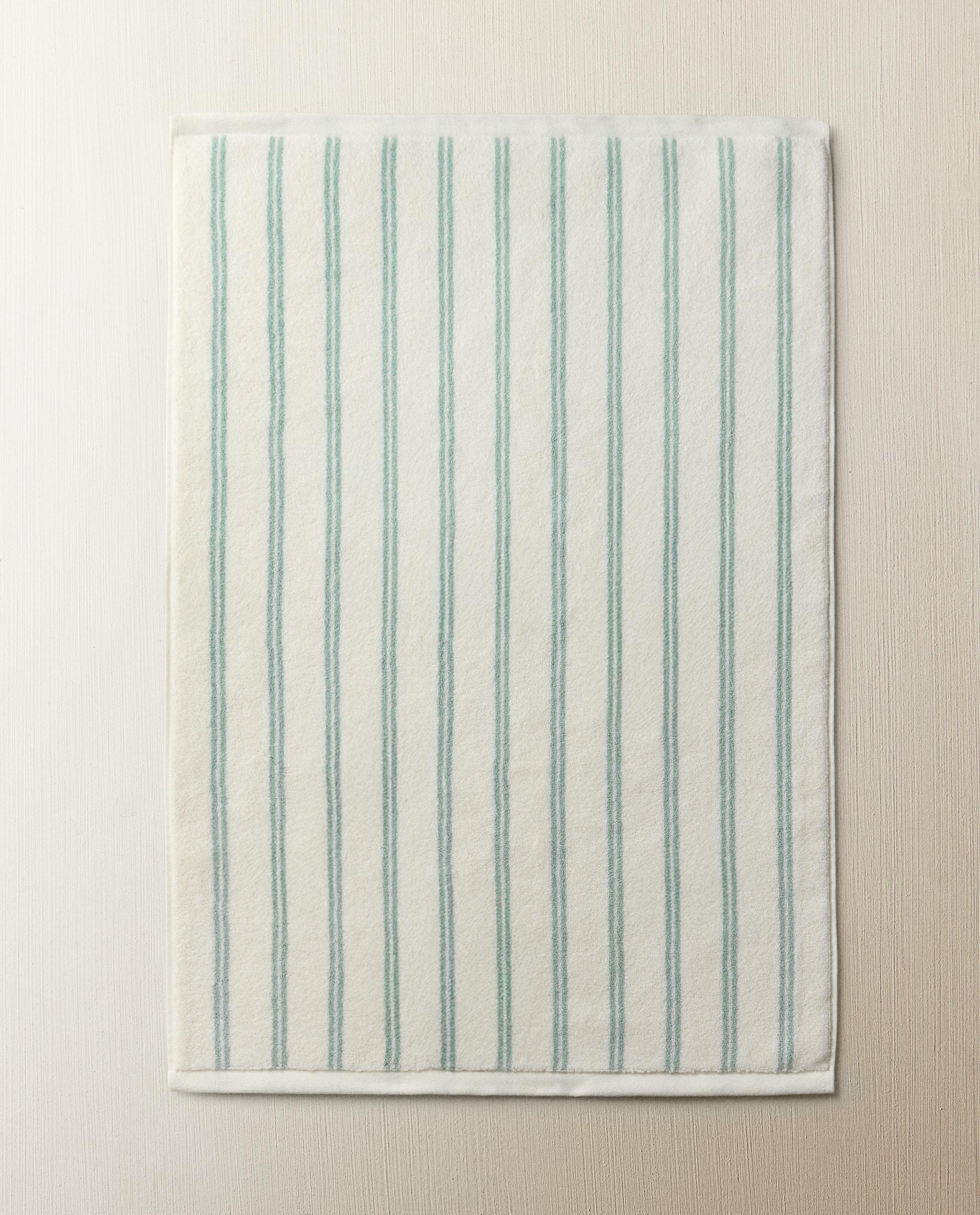 DOUBLE STRIPE BATH MAT product thumbnail 7