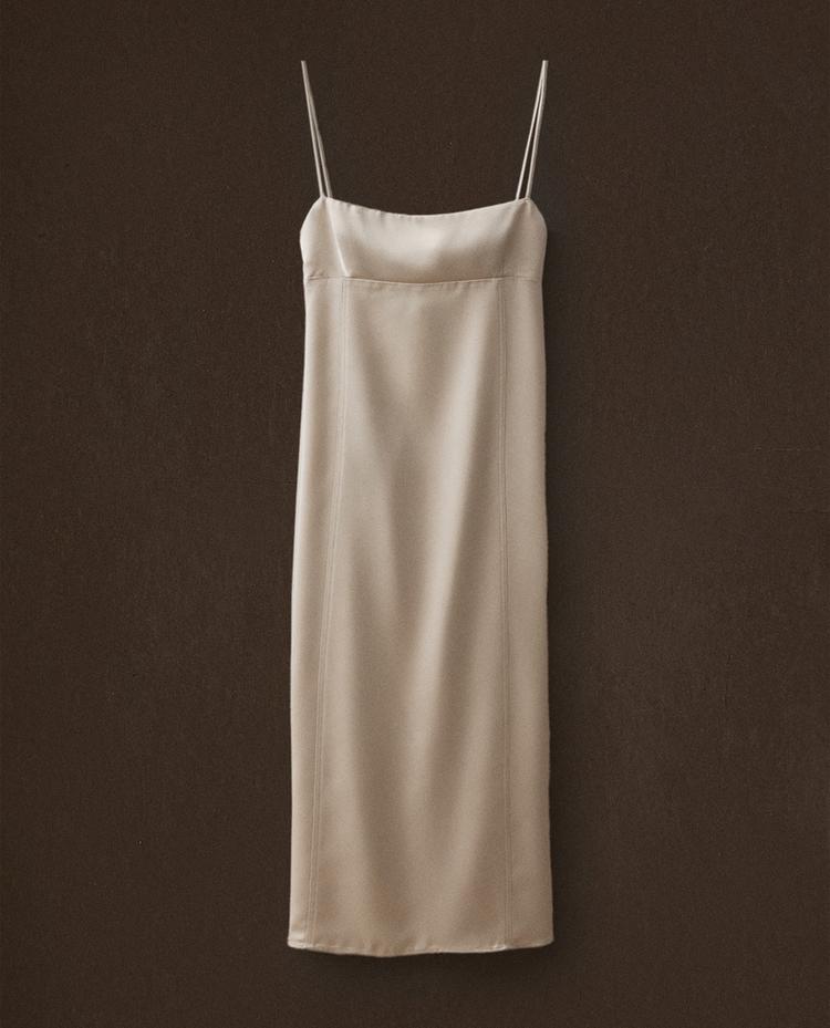GAUN MALAM SATIN POLOS
