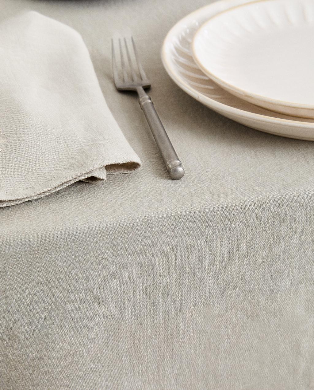 LINEN CHRISTMAS BRANCH TABLECLOTH