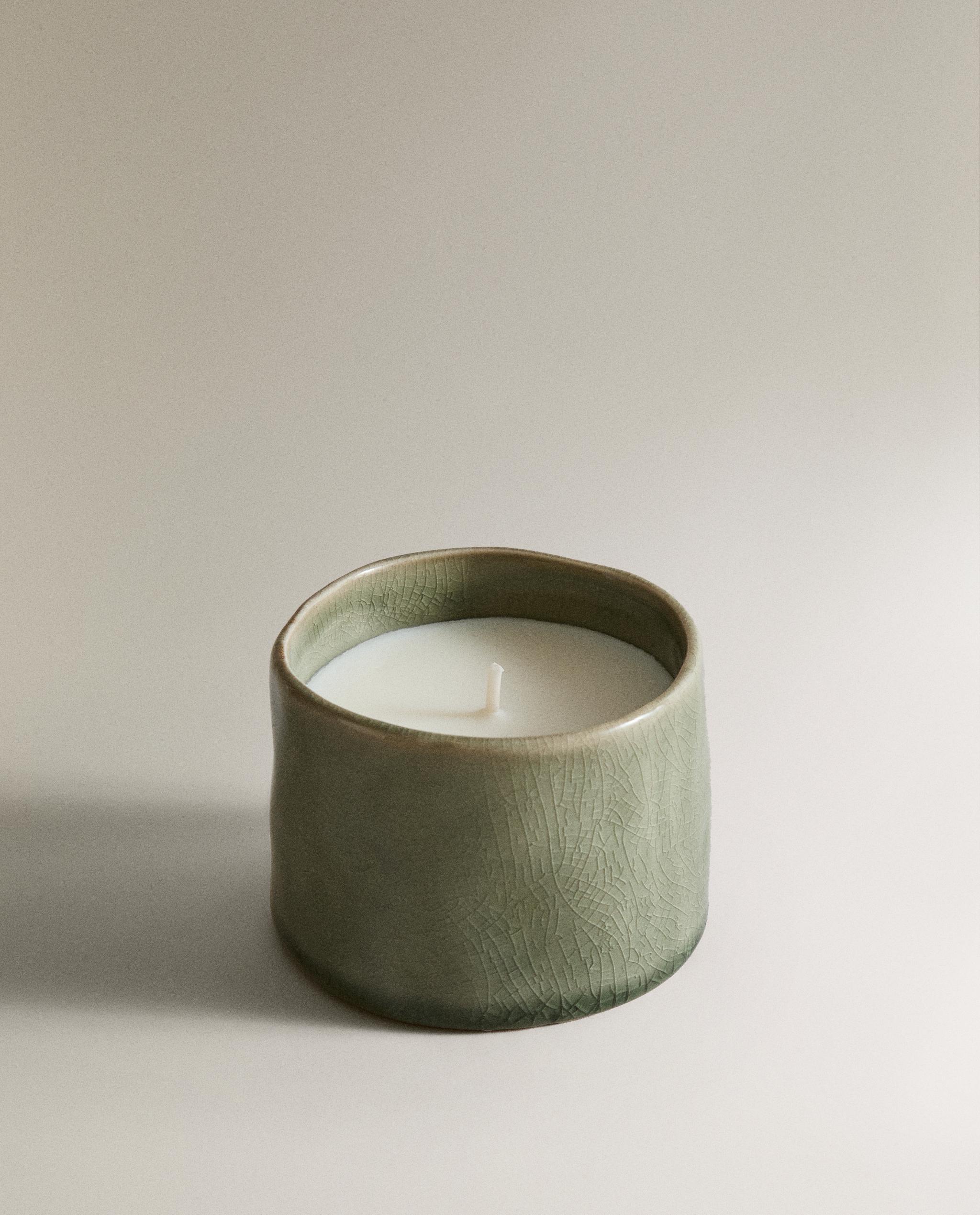 PURE GARDENIA AND FLORAL BEYOND SCENTED CANDLES product thumbnail 3