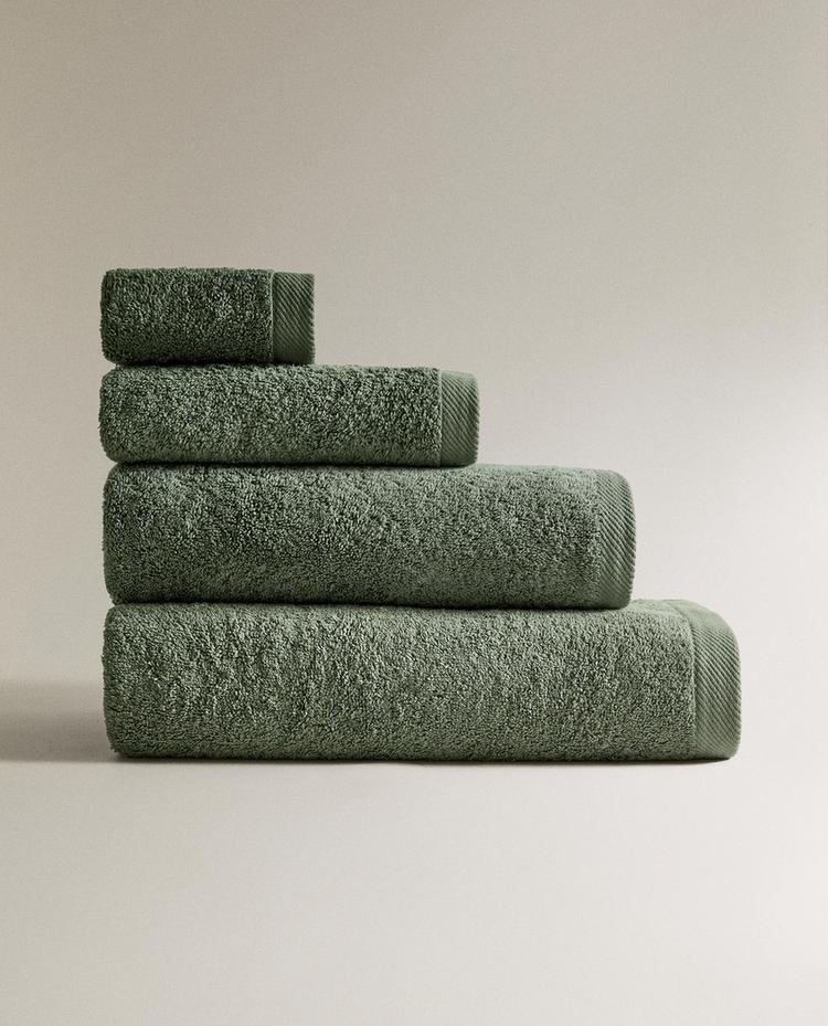 PLAIN COTTON TERRY BATH TOWEL (500 GXM²)
