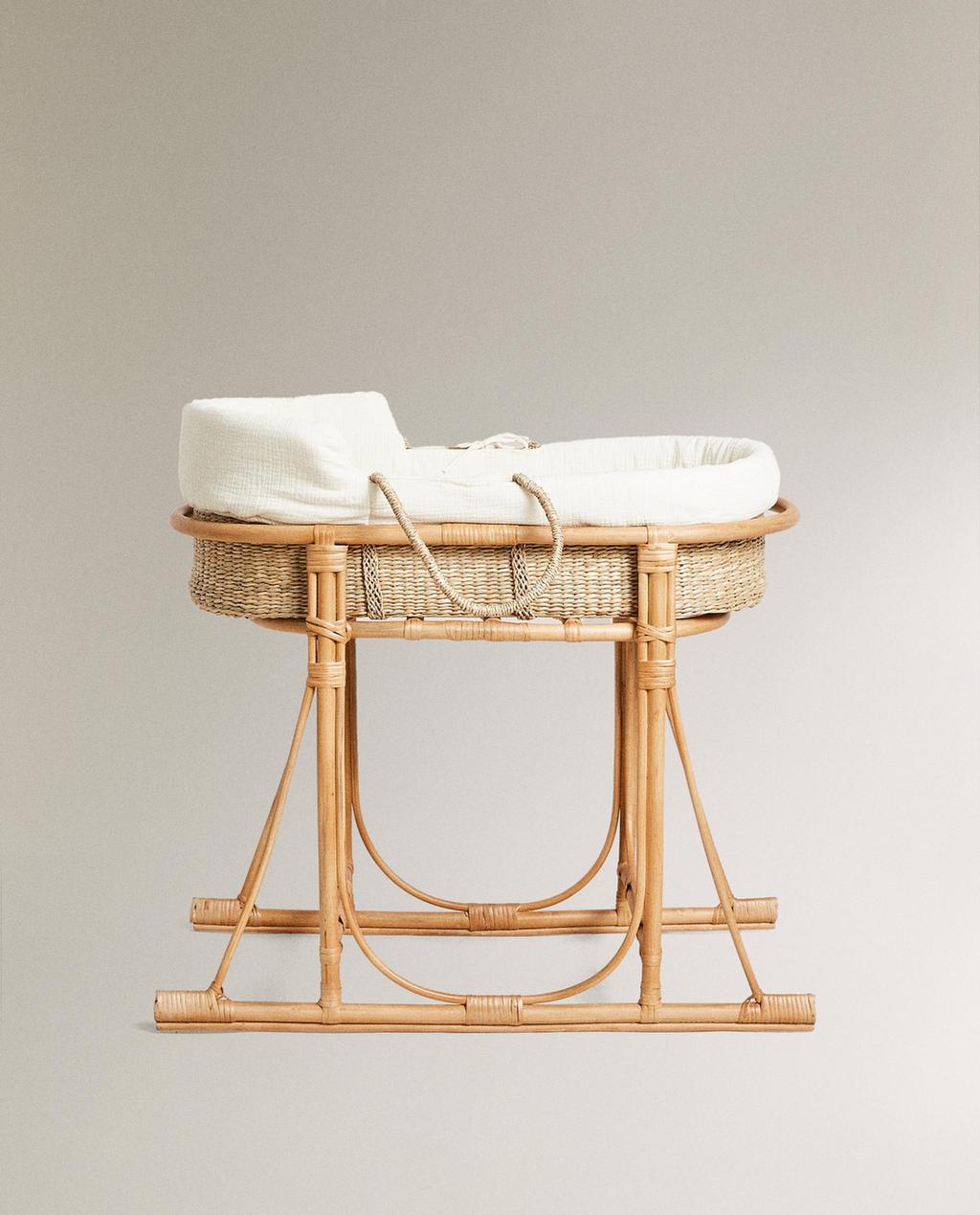 RATTAN MOSES BASKET