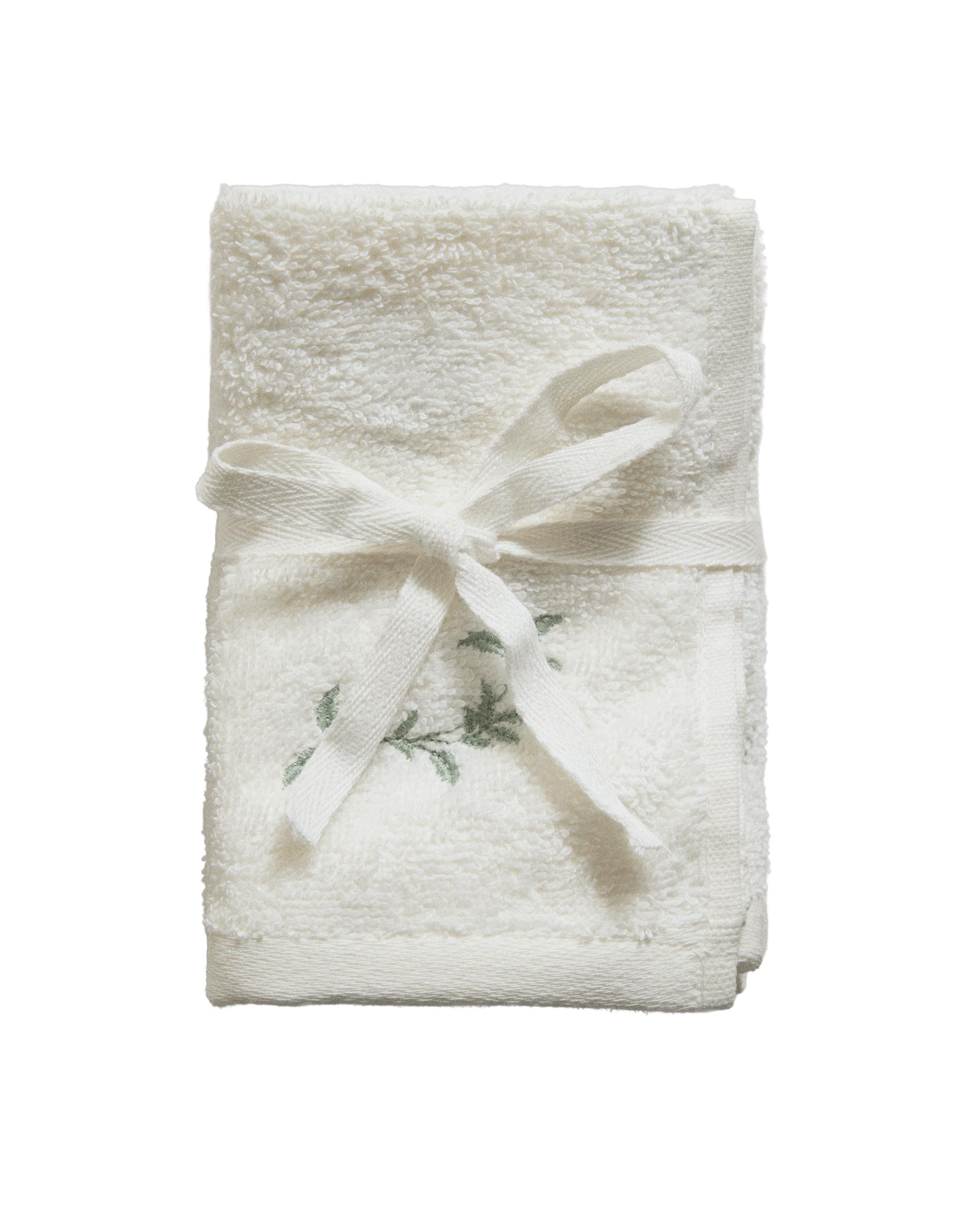 PACK OF HAND TOWELS WITH PLANT EMBROIDERY (PACK OF 3) product thumbnail 7