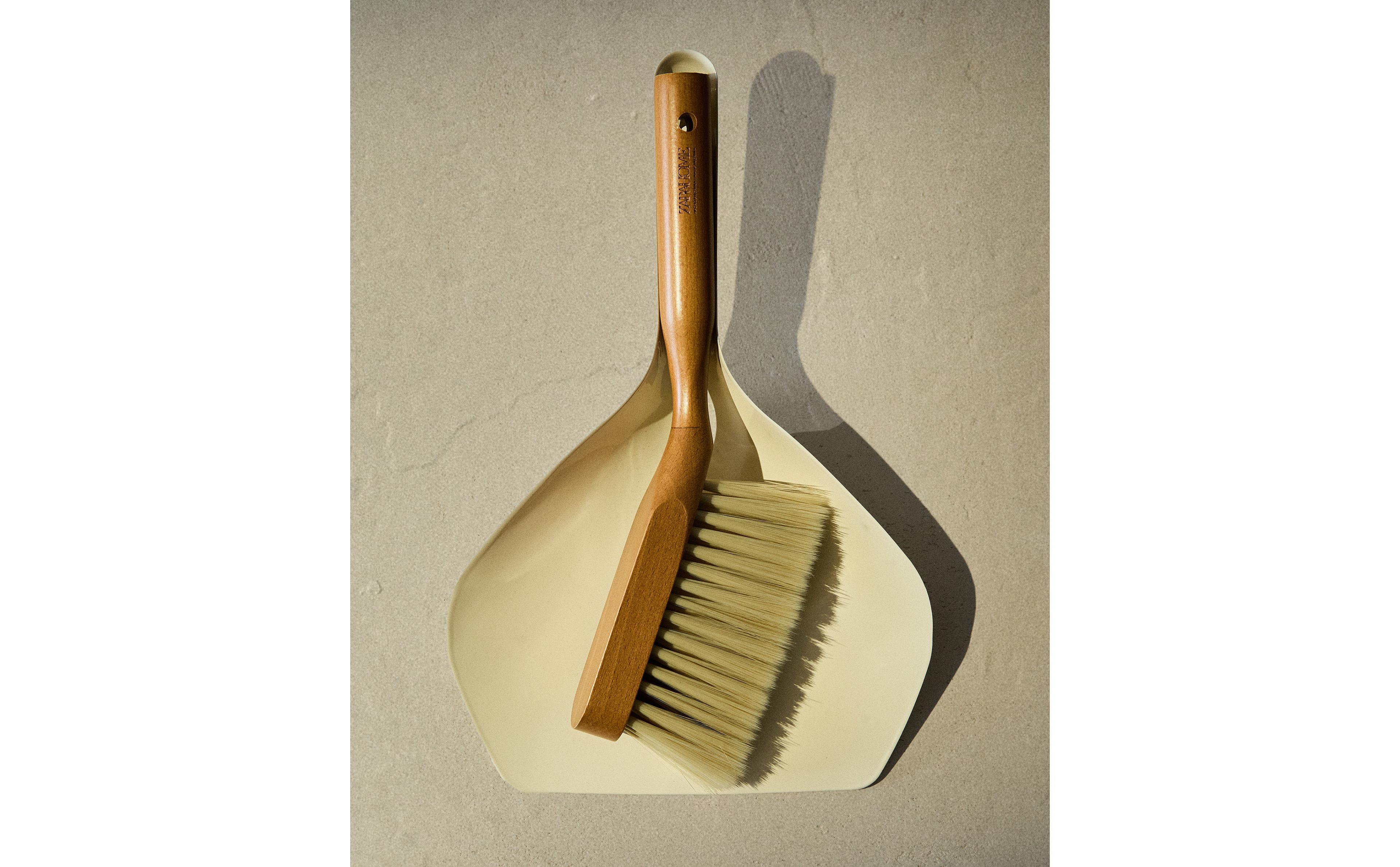 DUSTPAN AND BRUSH SET product thumbnail 13