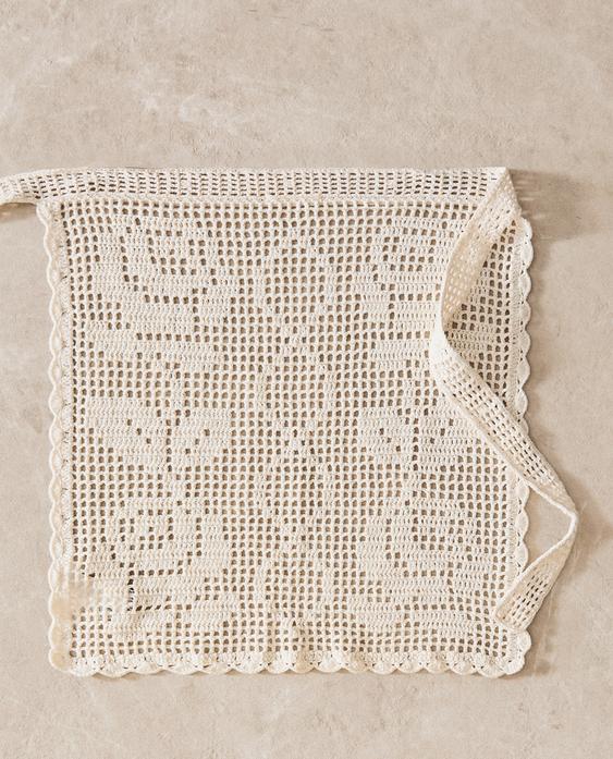 AVENTAL DE ALGODÃO EM CROCHÊ