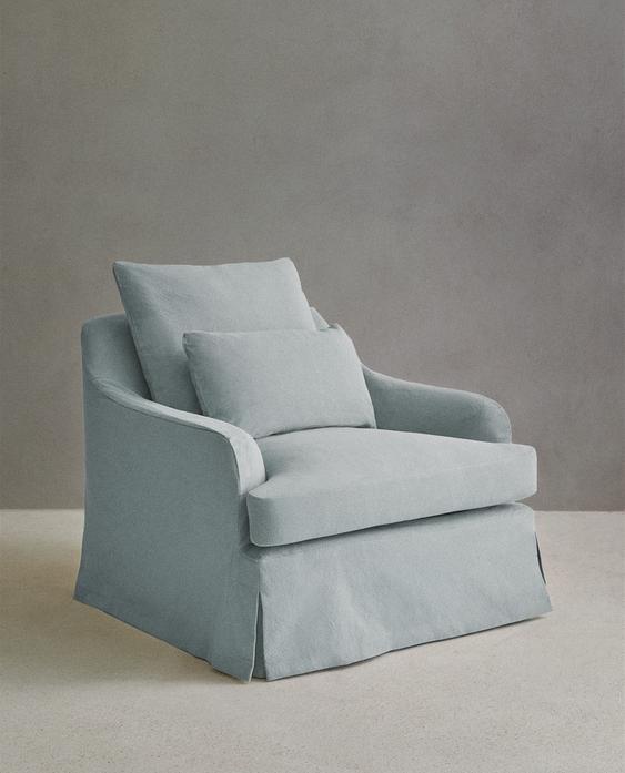 ARMCHAIR 01