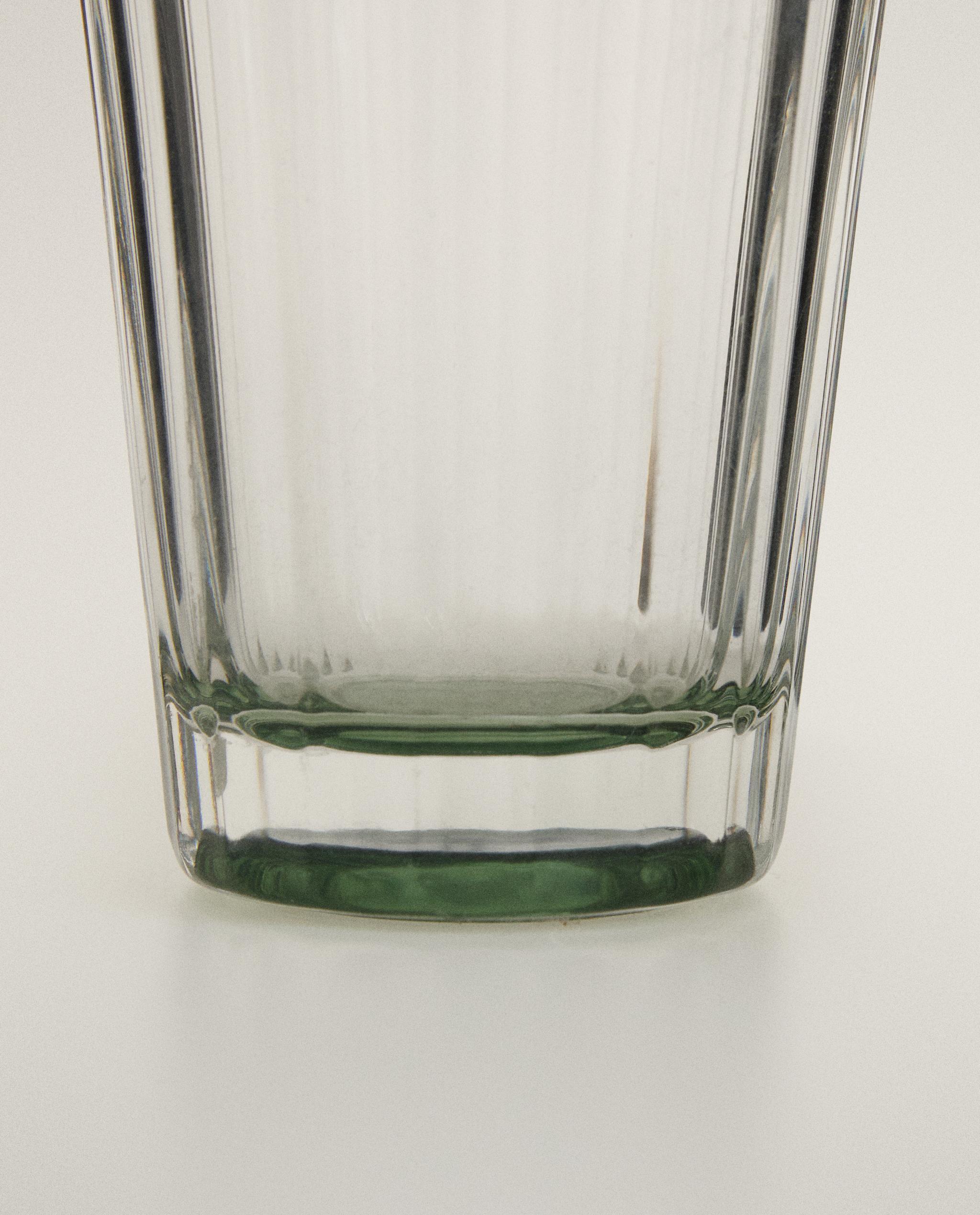 TUMBLER SET WITH RAISED DESIGN AND COLOURED BASE product thumbnail 3