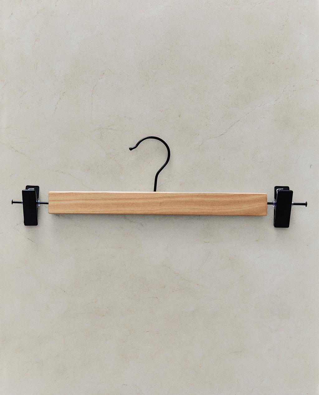 علّاقة تنورة خشب (طقم من 3 قطع)