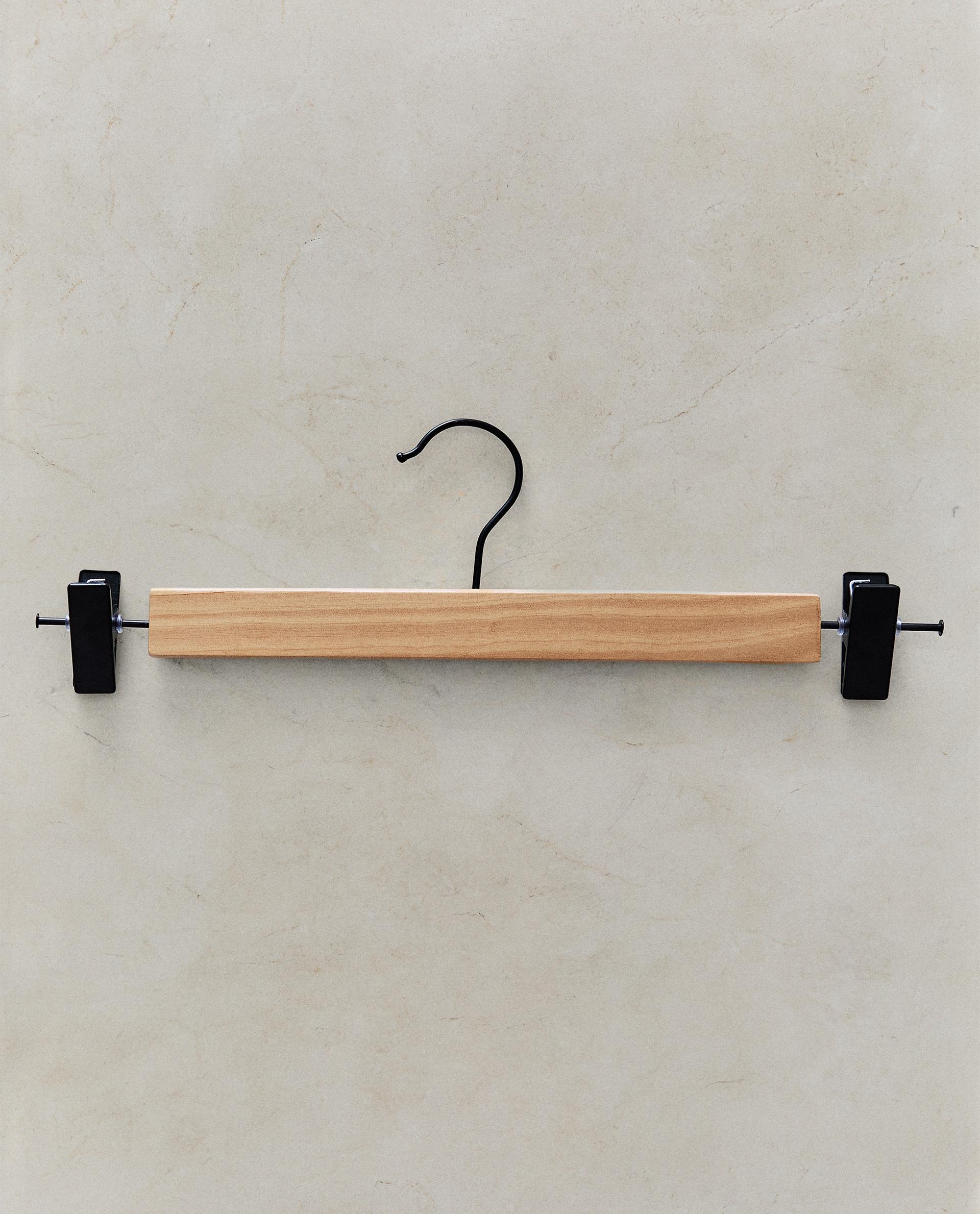 WOODEN SKIRT HANGER (SET OF 3) WOODEN SKIRT HANGER (SET OF 3)