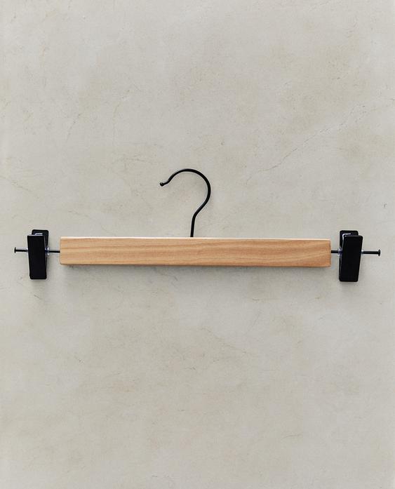 WOODEN SKIRT HANGER (SET OF 3) WOODEN SKIRT HANGER (SET OF 3)