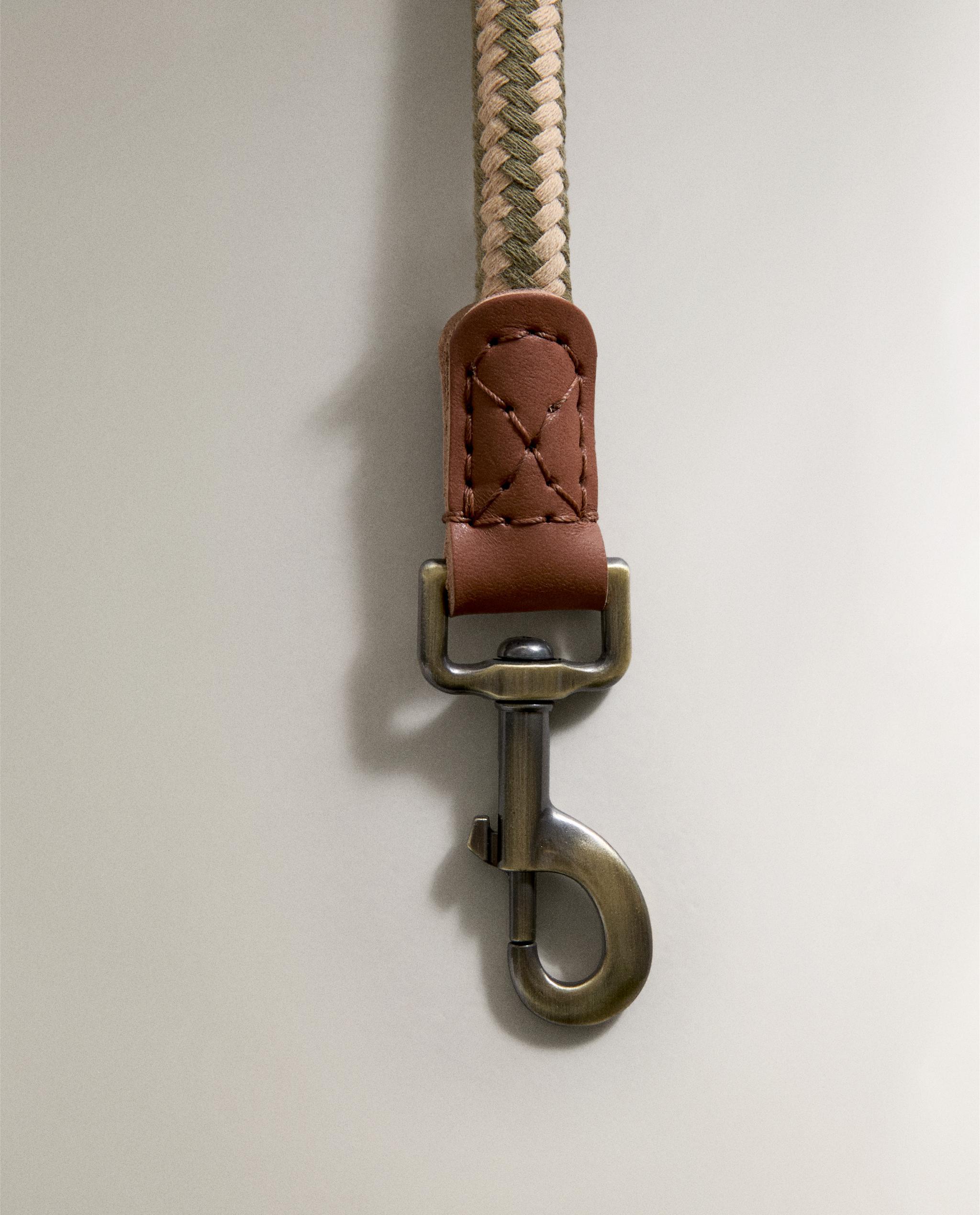 LEATHER AND ROPE DOG LEAD product thumbnail 2