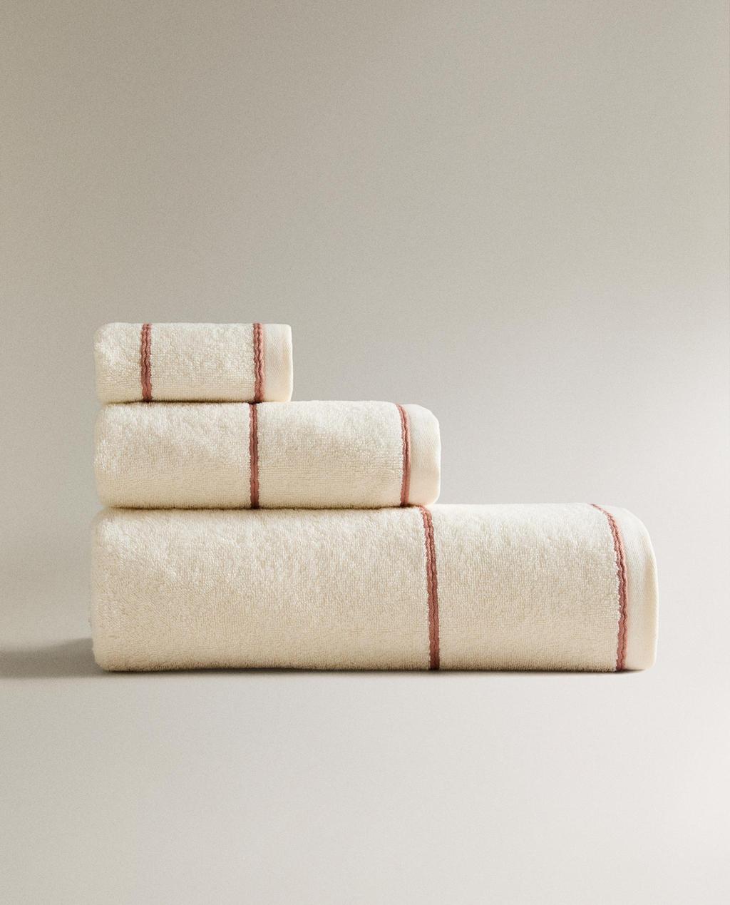 SERVIETTE DE BAIN PASSEPOIL CONTRASTANT SERVIETTE DE BAIN PASSEPOIL CONTRASTANT