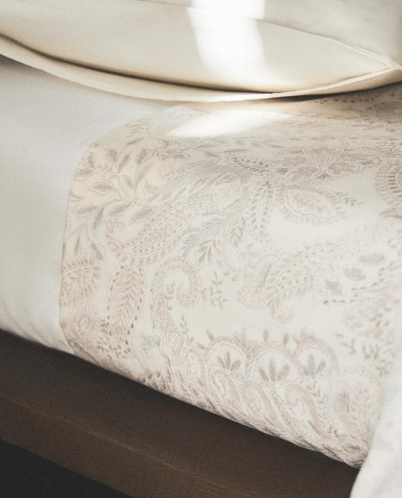 SATEEN PAISLEY FLAT SHEET