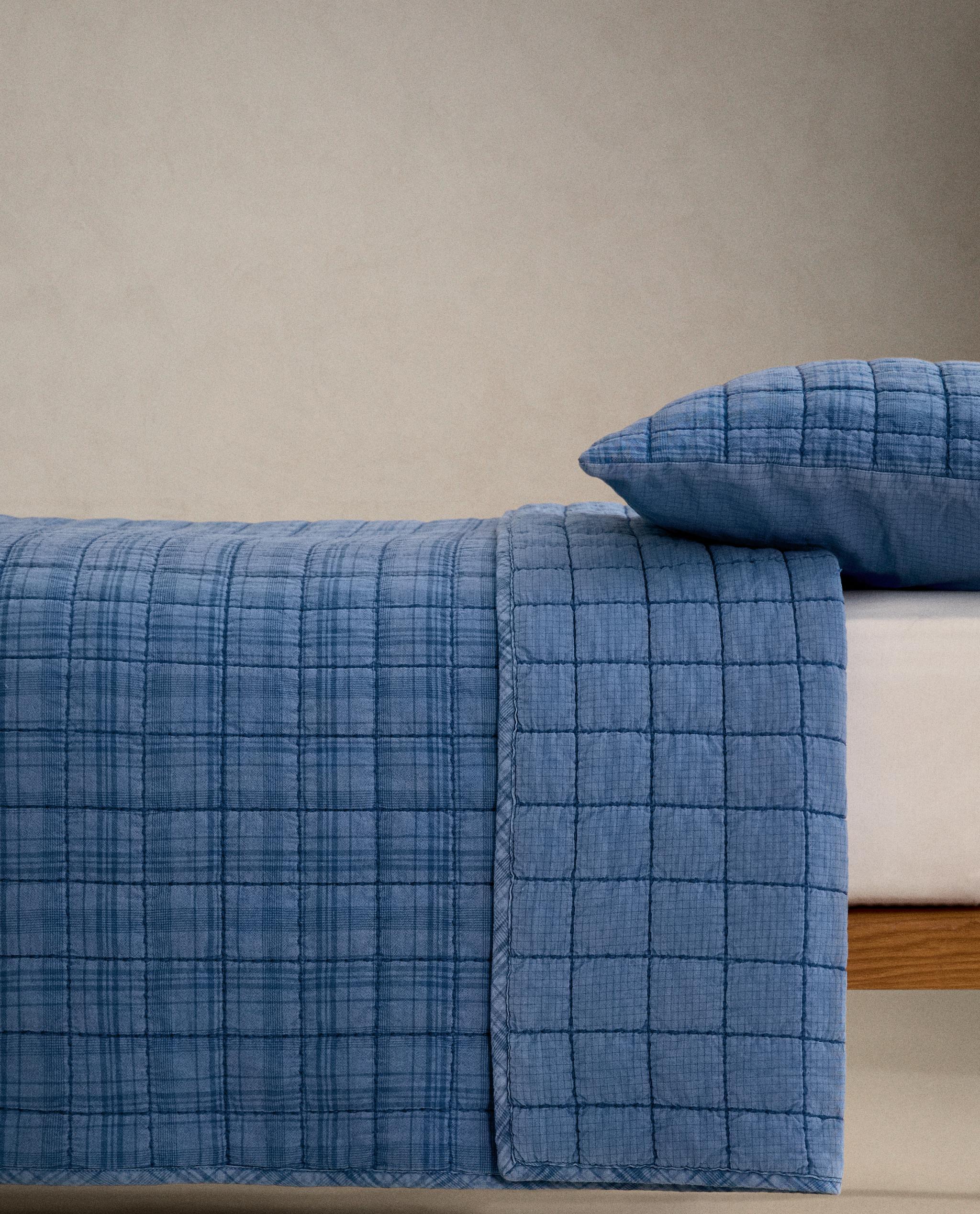 KIDS’ REVERSIBLE CHECK QUILTED BEDSPREAD product thumbnail 2
