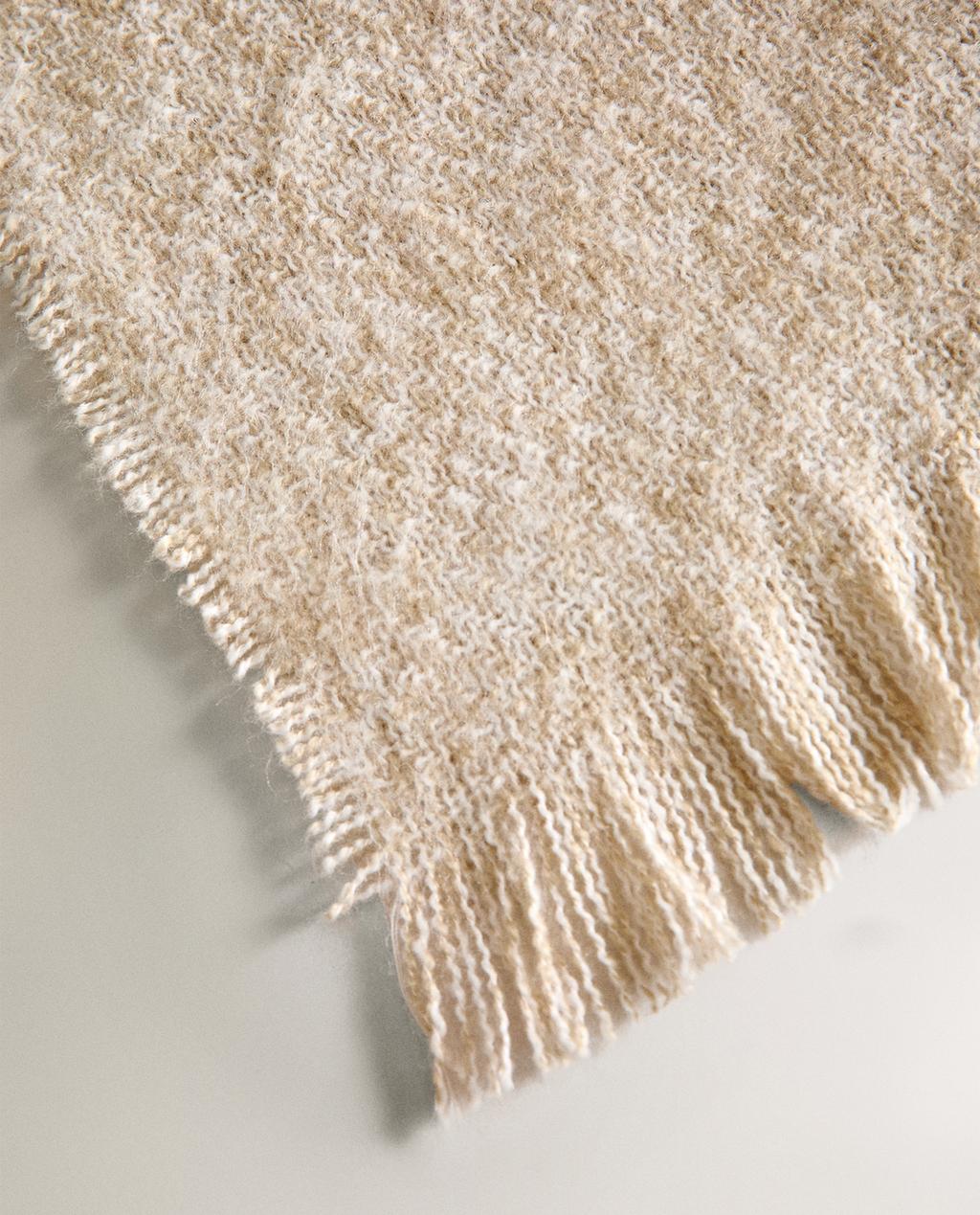 FRINGED BLANKET