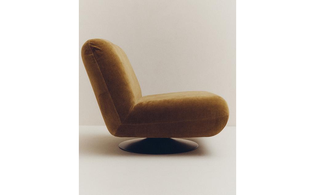 VELVET SWIVEL ACCENT CHAIR