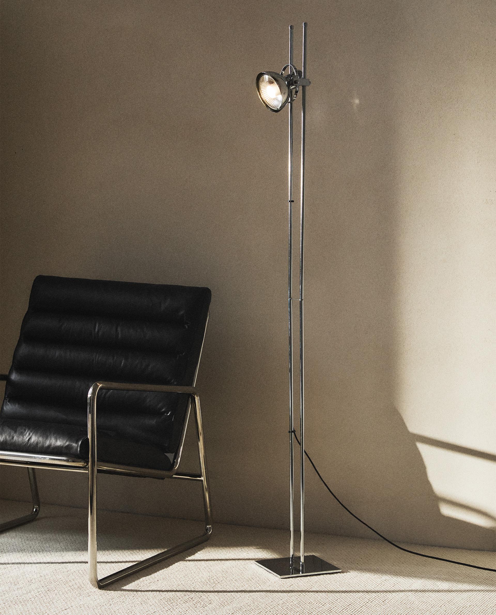 Lámpara de Pie Foco Metal con Bombilla GU10 Incluida