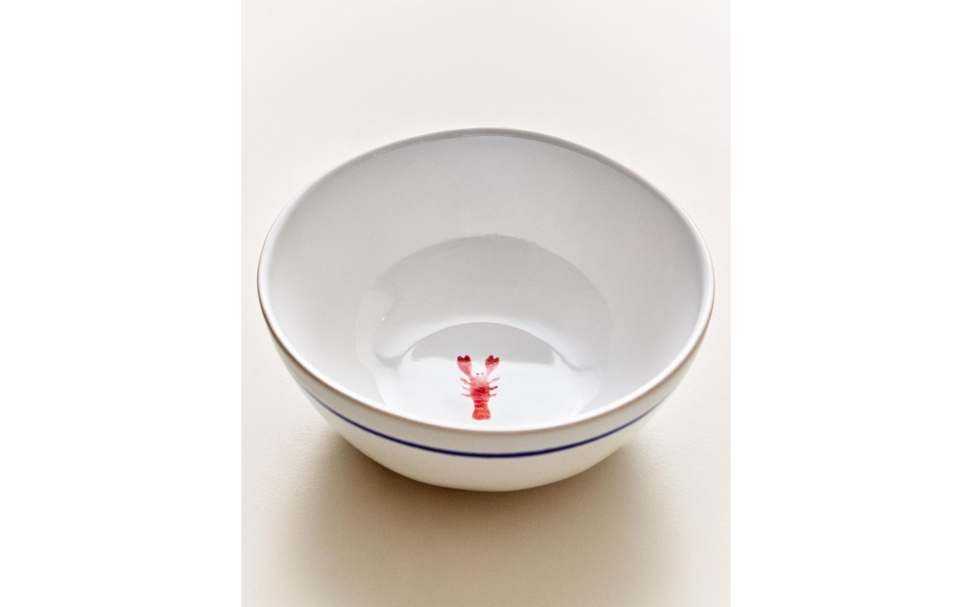STONEWARE LOBSTER BOWL product thumbnail 2