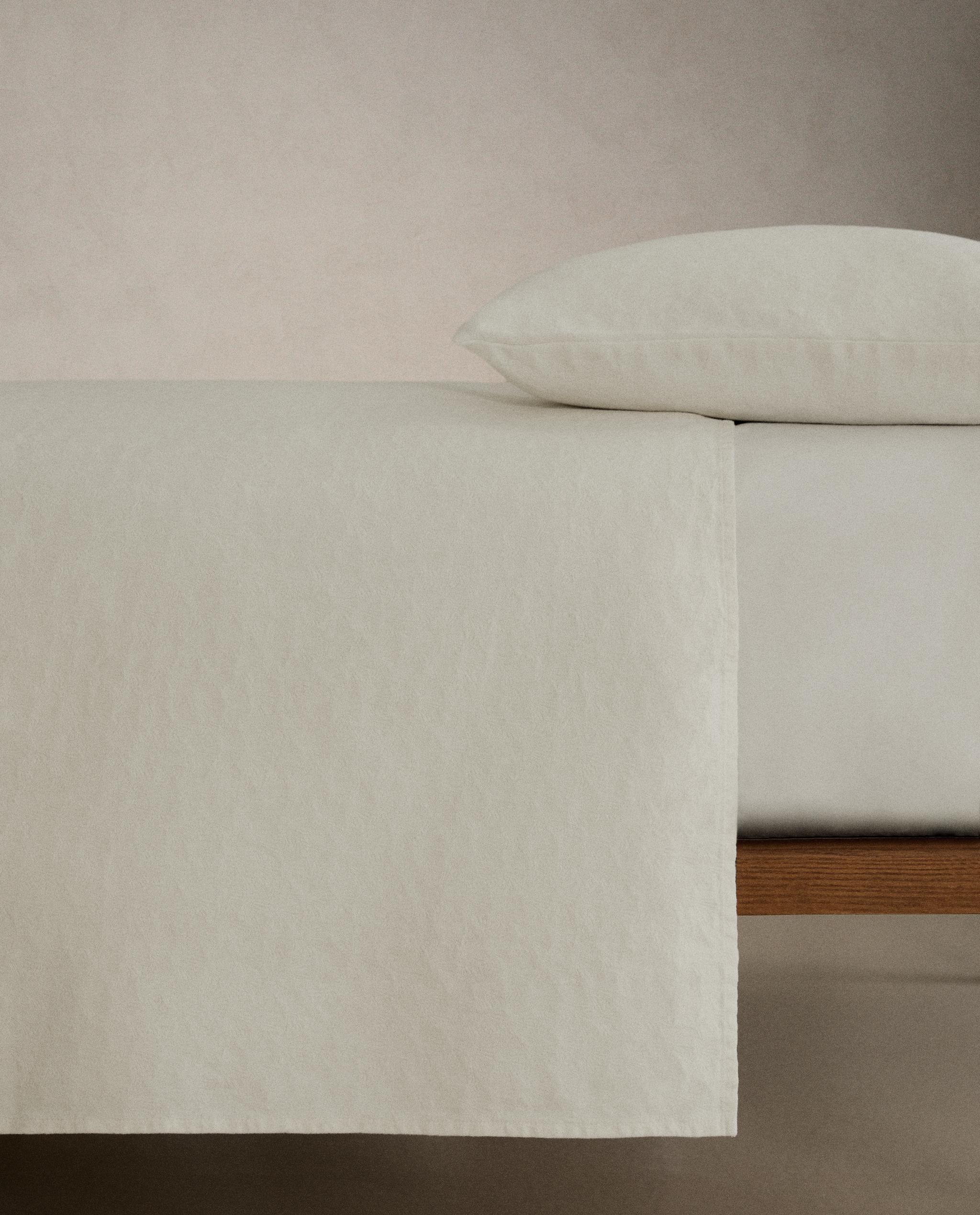 JACQUARD COTTON BEDSPREAD product thumbnail 6