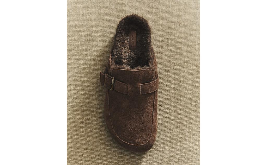 WARM LEATHER CLOGS WITH BUCKLE