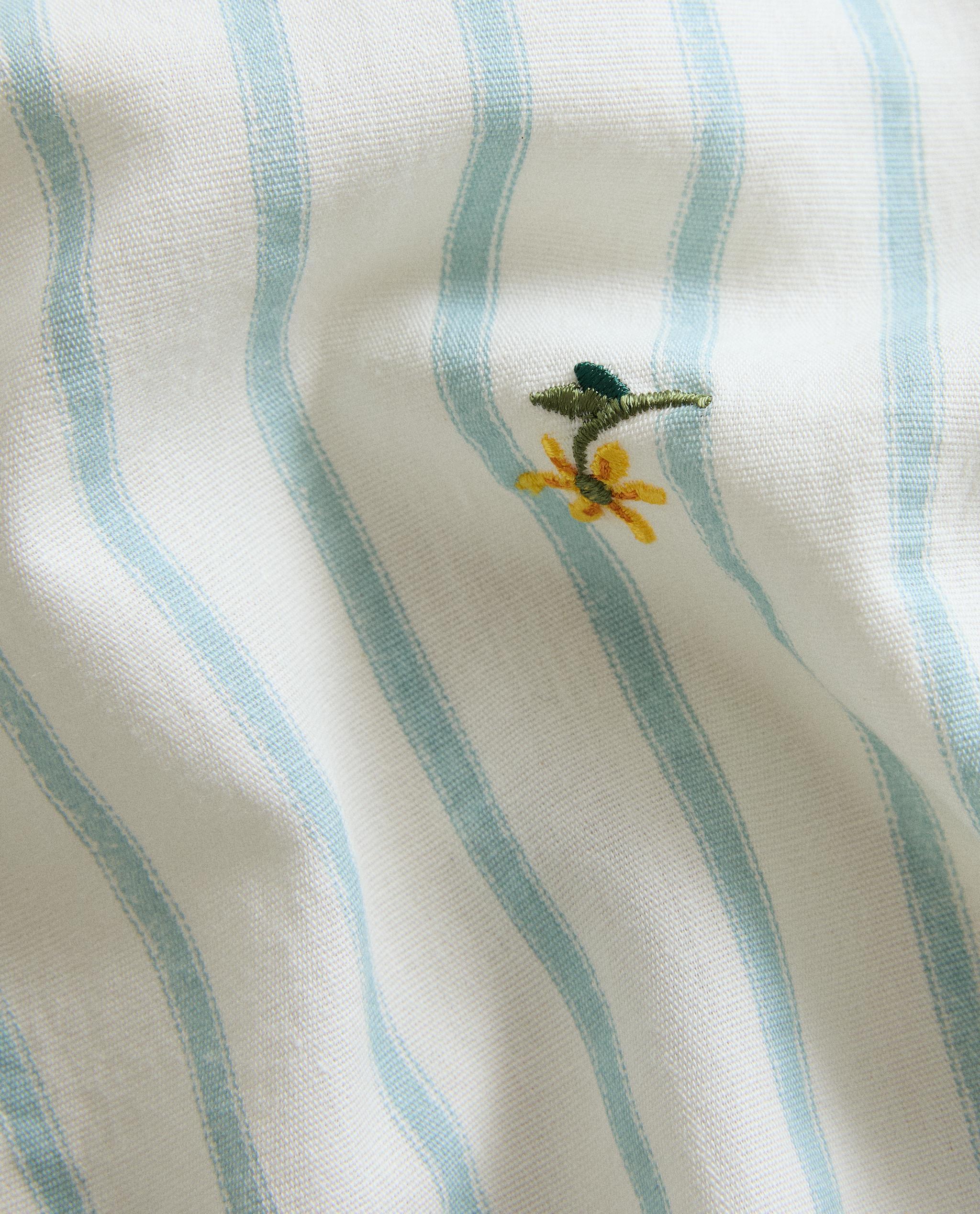 PACK OF STRIPED NAPKINS WITH FLORAL EMBROIDERY (PACK OF 2) product thumbnail 5