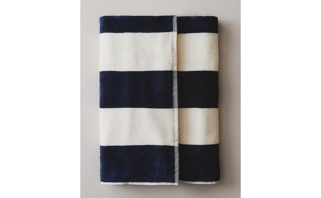 STRIPED BEACH TOWEL