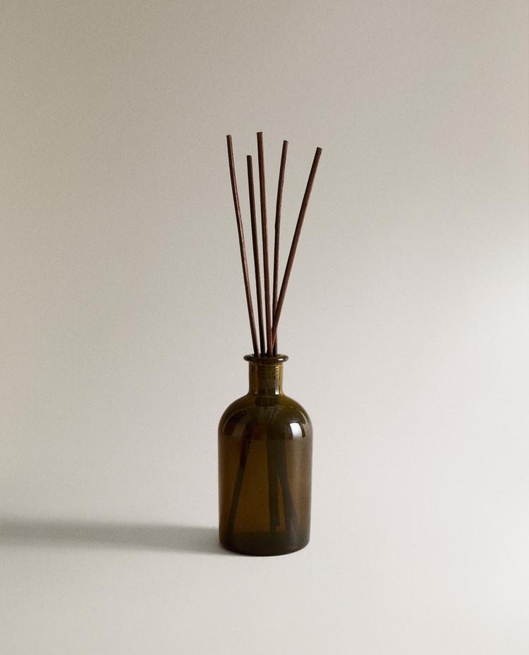 (220 ML) FIGUE OMBRÉE REED DIFFUSERS