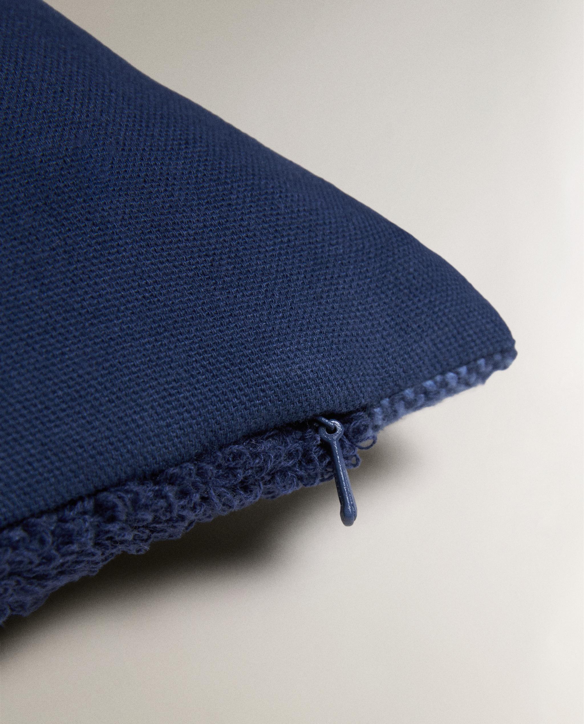 CHILDREN'S FLYING SAUCER CUSHION COVER product thumbnail 3